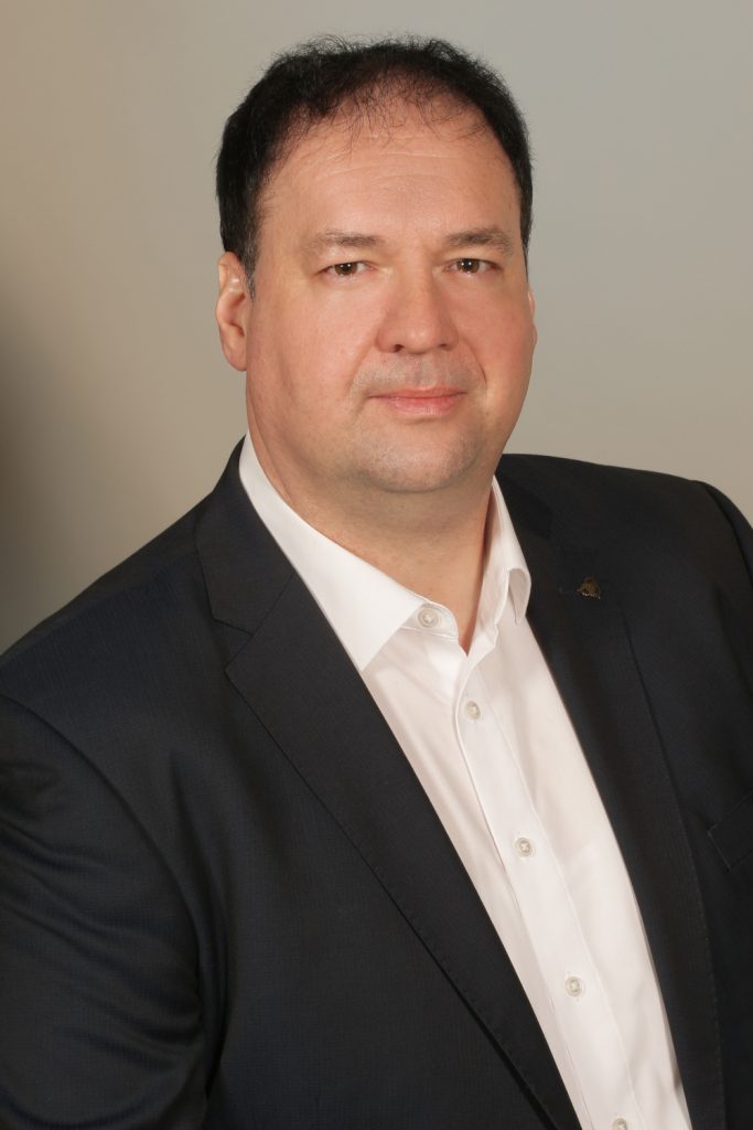 Herr Ingo Pötschke, technischer Berater bei der Innoperform GmbH